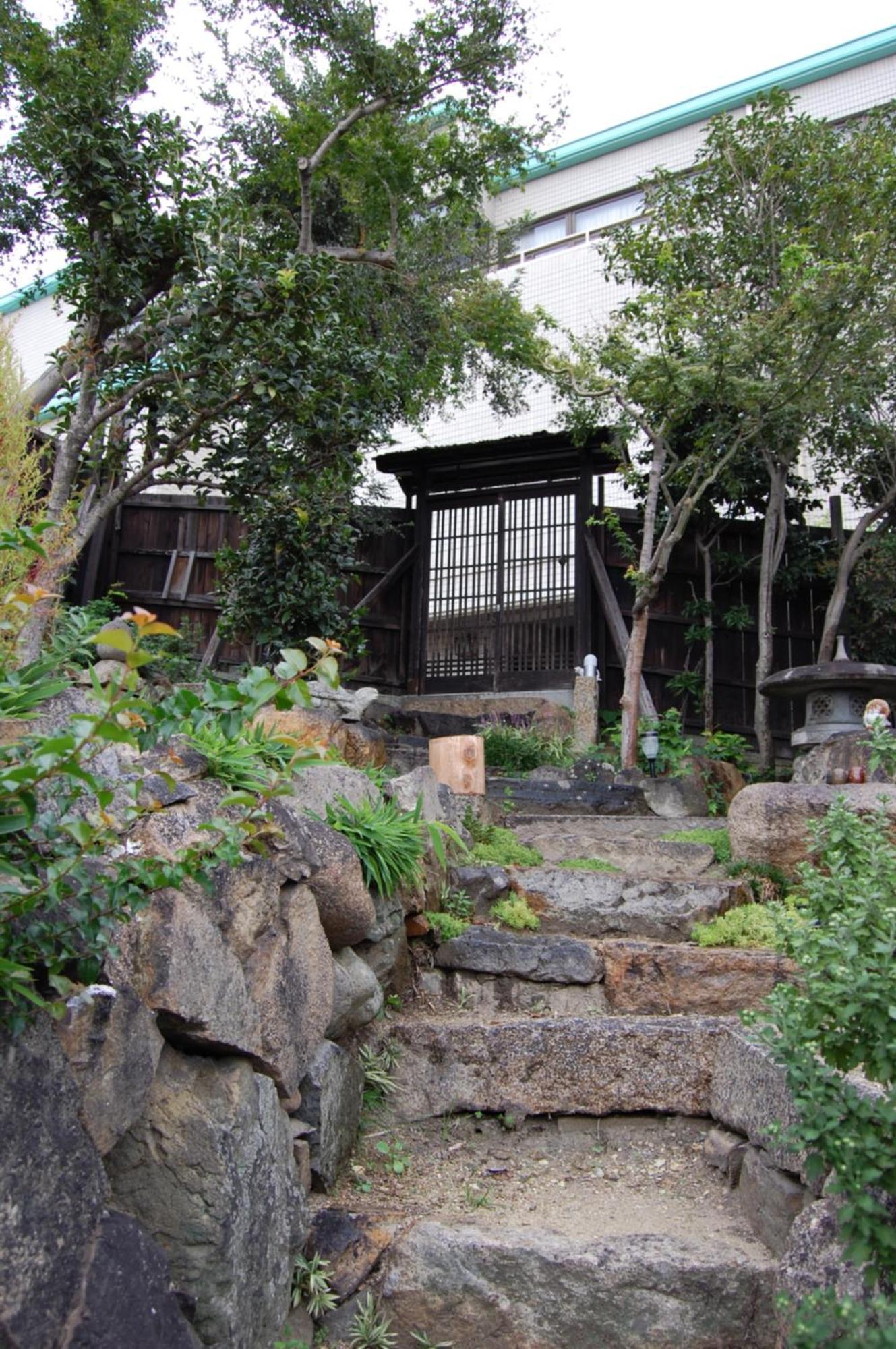 城跡石垣上の絶景古民家宿 鞆城茶屋庵 Tomo Kültér fotó