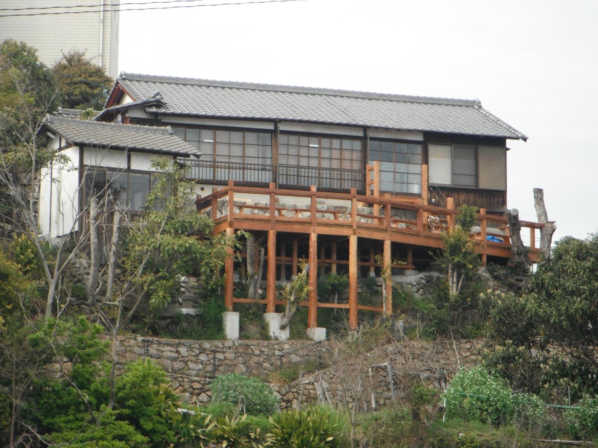 城跡石垣上の絶景古民家宿 鞆城茶屋庵 Tomo Kültér fotó